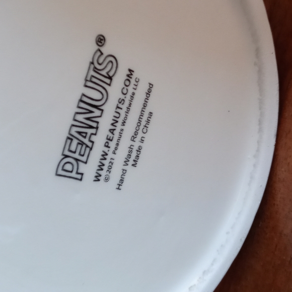 Snoopy dog treat canister - Picture 6 of 6